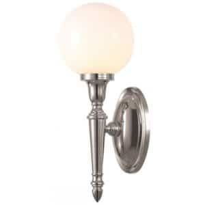 Dryden Badeværelseslampe i messing og glas H35 cm 1 x G9 LED - Poleret nikkel/Hvid