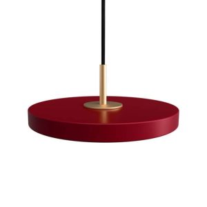 Asteria micro pendel, ruby rød/messing